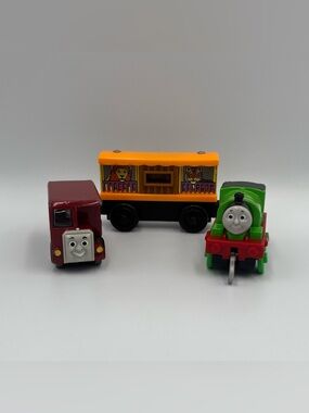 RARE Vintage Y2K Thomas the Train & Friends Bertie Bus + Zoo Car + Percy Toy Lot